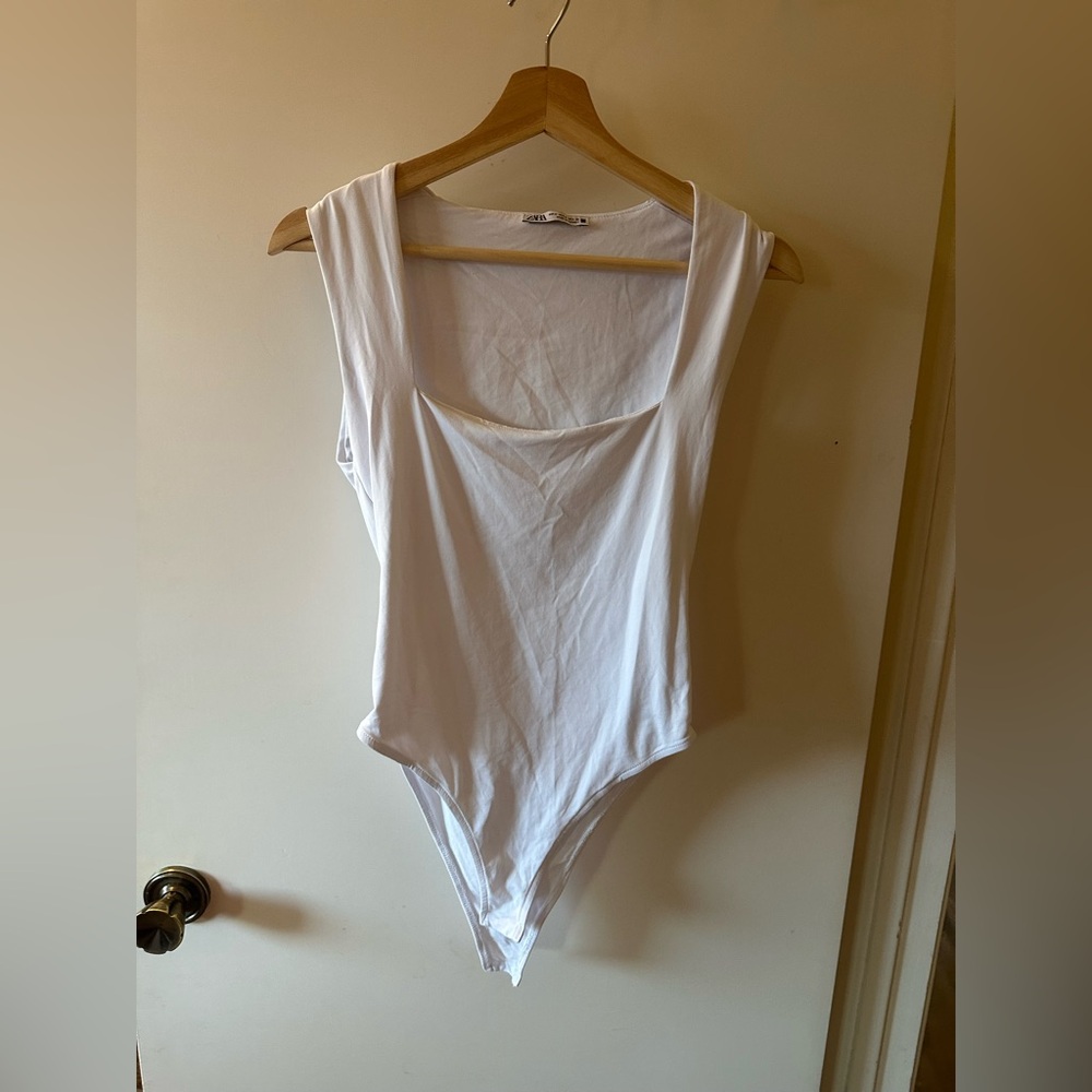 Zara White Scoop Neck Bodysuit